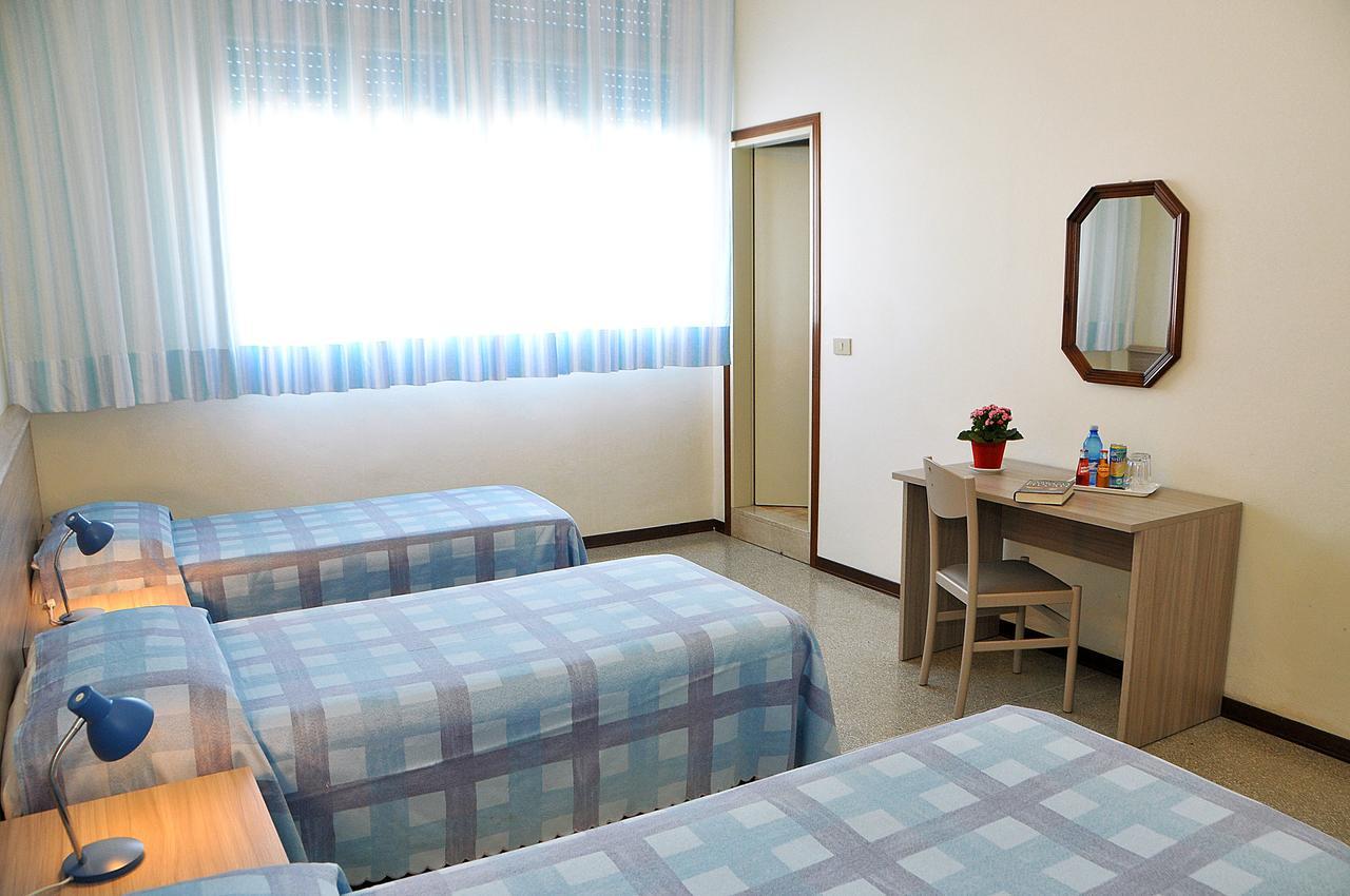 Casa Marina Bruno E Paola Mari Hotel Caorle Ngoại thất bức ảnh
